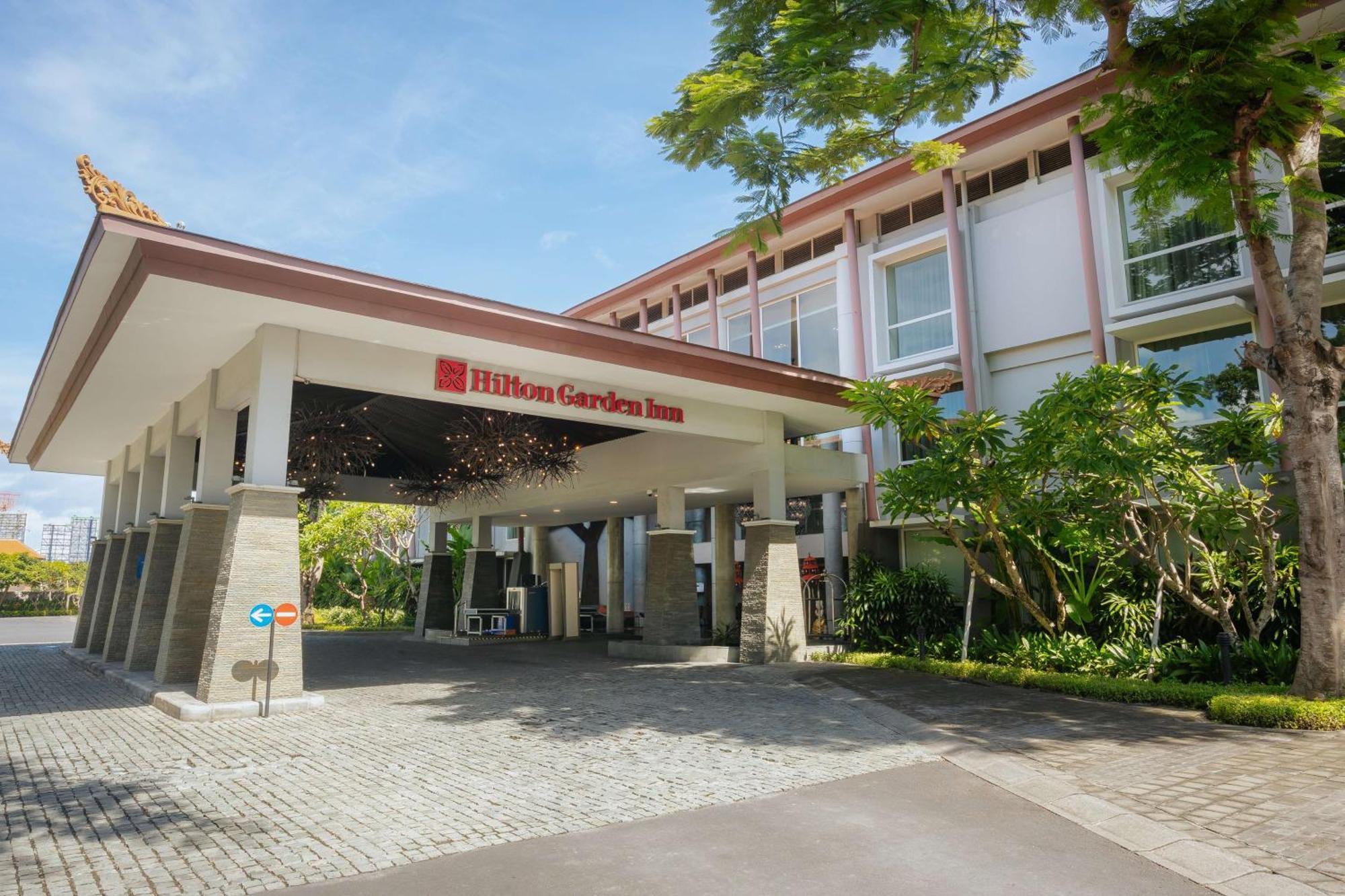 Hilton Garden Inn Bali Ngurah Rai Airport Kuta Lombok Eksteriør billede